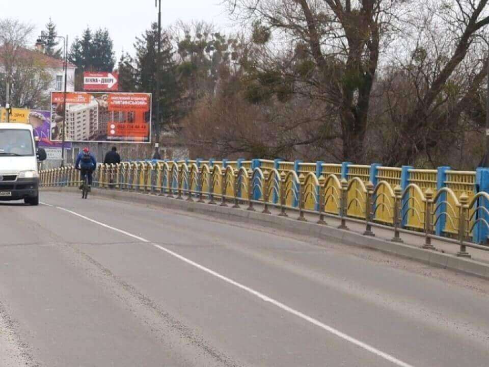 На дорогах Волині приводять до ладу мости та шляхопроводи