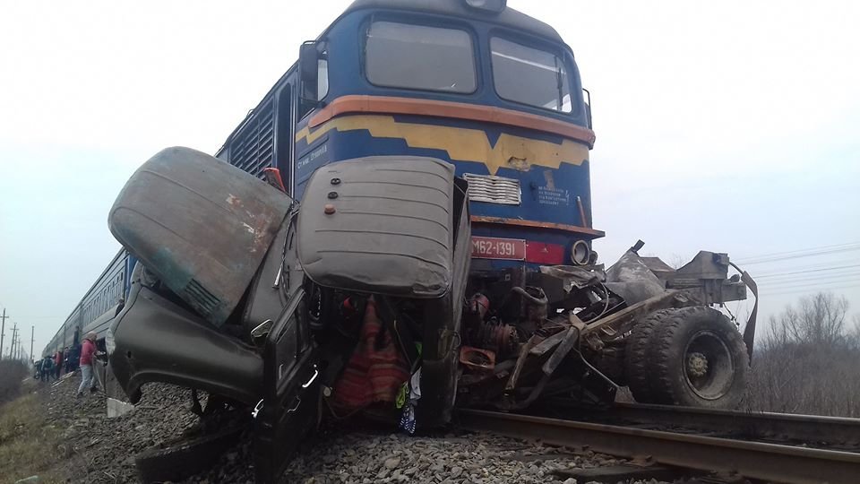 Стало відомо, у якому стані постраждалі в жахливій ДТП у Луцькому районі