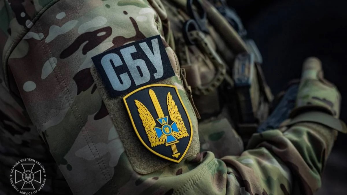 Били по дитсадках, будинках і ТЕЦ: СБУ повідомила про підозру двом генералам РФ