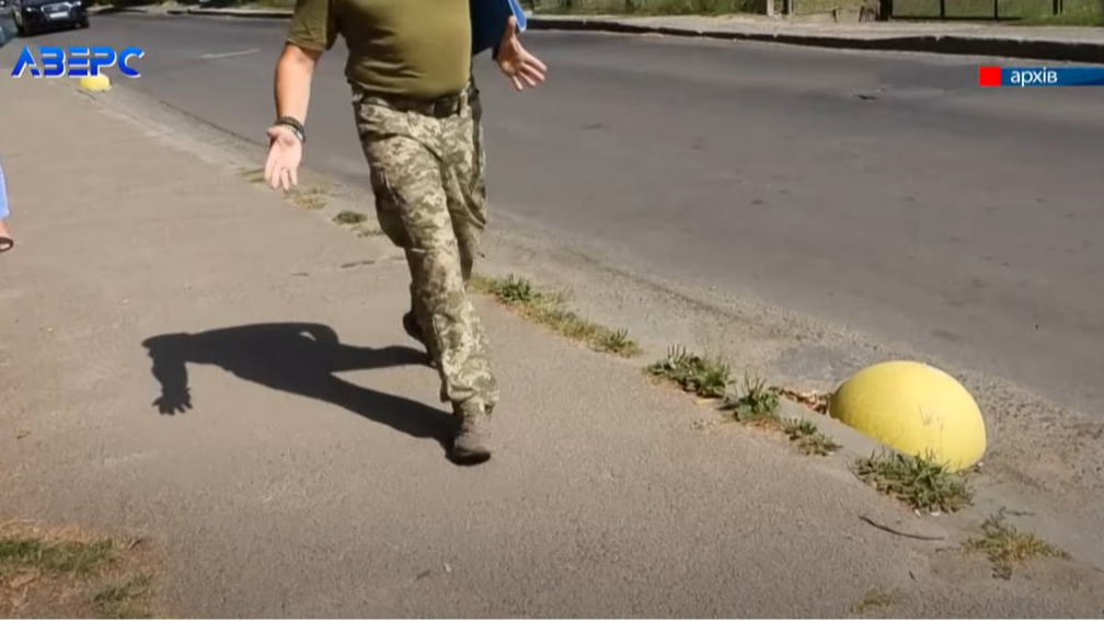 У Луцьку судили чоловіка, який вдарив ножем працівника ТЦК