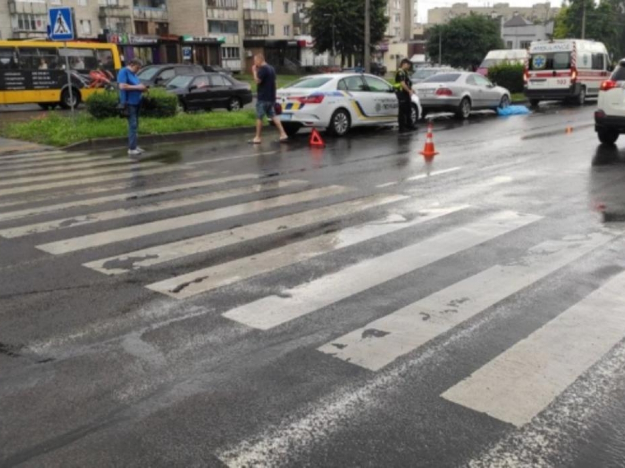 У Луцьку просять встановити світлофор на проспекті Соборності біля гуртожитків ВНУ