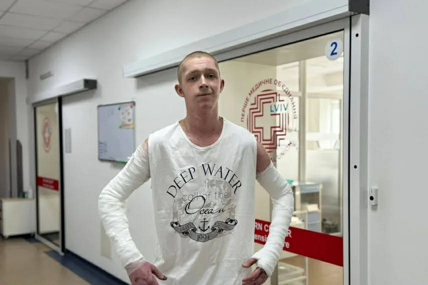Львівські медики врятували 19-річного хлопця, пересадивши йому свинячу шкіру