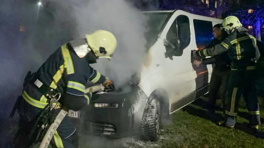 На Волині горіла автівка