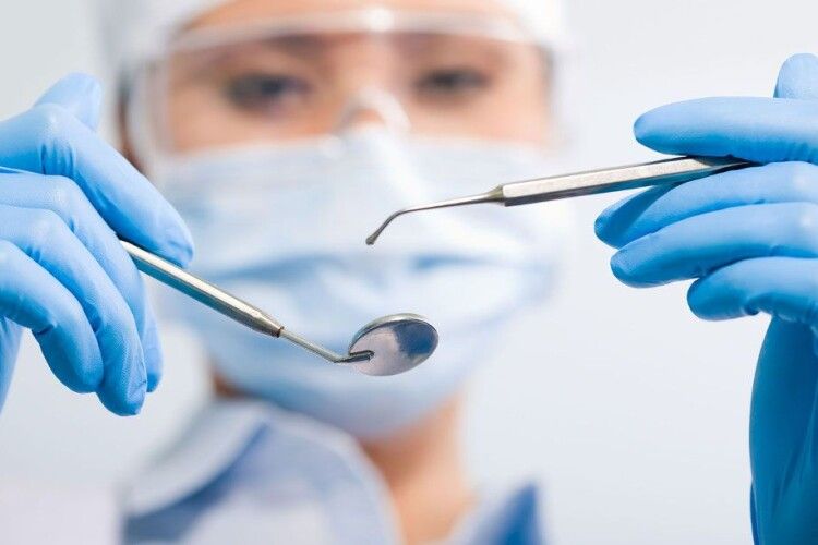 Розрив трахеї у дитини під час наркозу в стоматолога: що присудили анестезіологу з Луцька