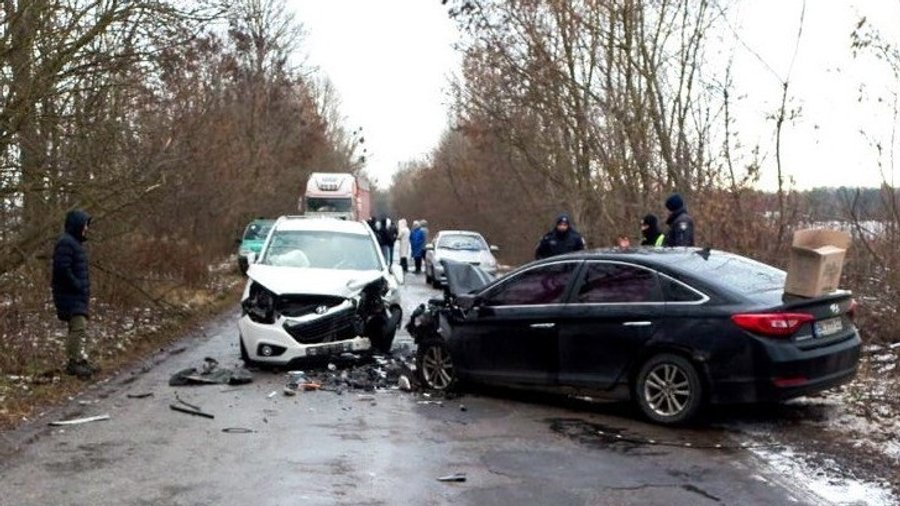 Один був нетверезий, дитину перевозили без автокрісла: за ДТП на Рівненщині судитимуть двох водіїв