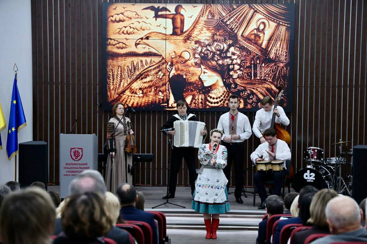 Волинський національний університет імені Лесі Українки відзначив 85-річчя