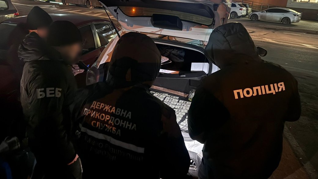 На Волині викрили схему ввезення авто під виглядом допомоги ЗСУ