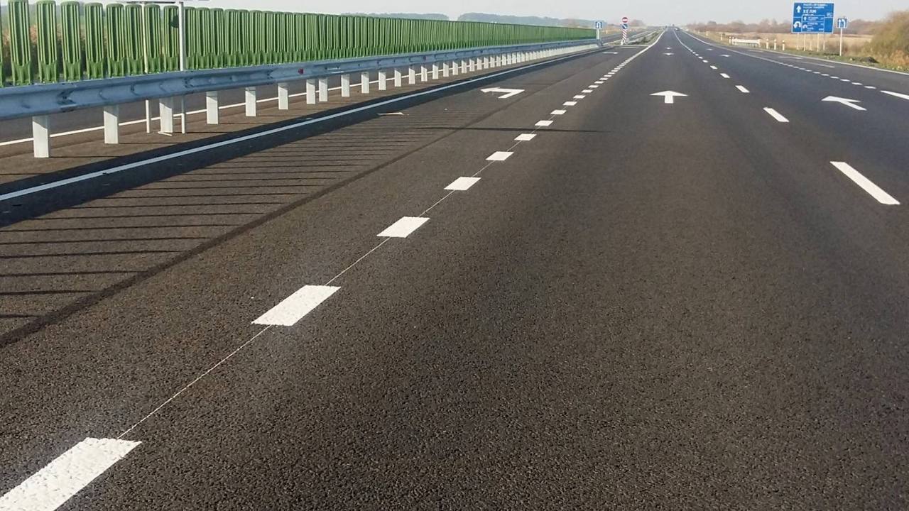 Планують ремонт на черговій ділянці траси на Ягодин